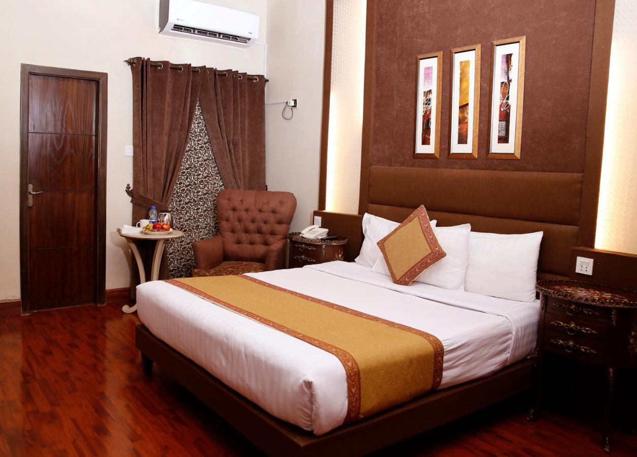 Ambassador Suites & Hotel İslamabad Dış mekan fotoğraf