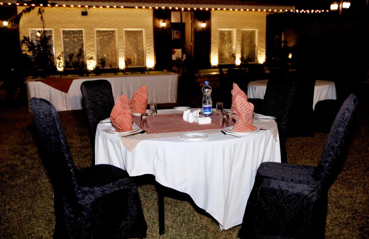 Ambassador Suites & Hotel İslamabad Dış mekan fotoğraf
